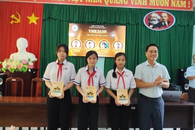 TRƯỜNG THCS VĨNH PHONG 1 VINH DANH HỌC SINH TIÊU BIỂU TUẦN 5