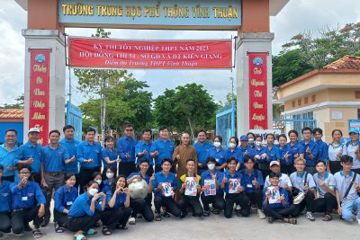 Tham gia Tiếp sức mùa thi kì thi Tốt nghiệp THPT năm học 2022-2023 tại trường THPT Vĩnh Thuận