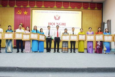 GIÁO VIÊN TRƯỜNG THCS VĨNH PHONG 1 ĐƯỢC TUYÊN DƯƠNG ĐIỂN HÌNH TIÊN TIẾN XÃ VĨNH PHONG LẦN THỨ I